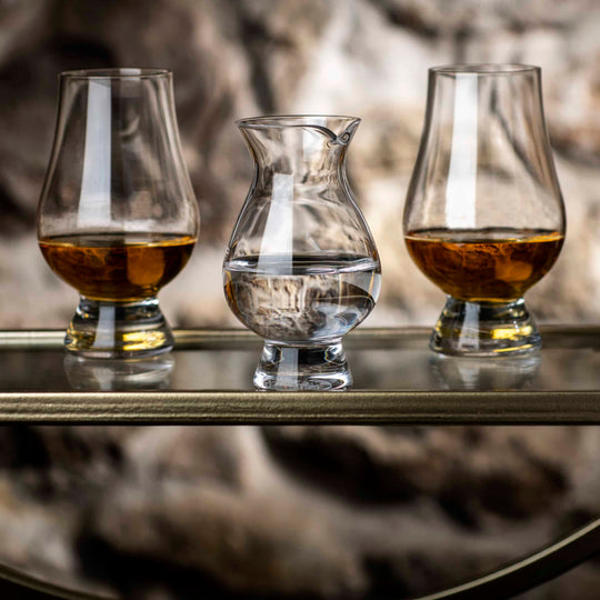 In this photo Glencairn WEE Water JUG Mood4Whisky