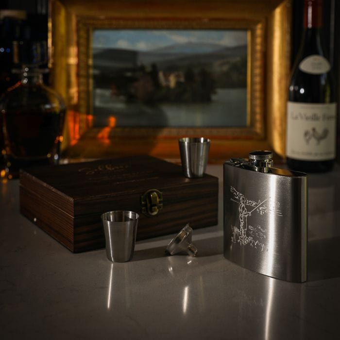 Selbrae House – Hip Flask Set – Metal Engraved – Fishing Theme - Mood4whisky