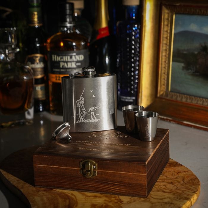 Selbrae House – Hip Flask Set – Metal Engraved – Outdoor Use - Mood4whisky